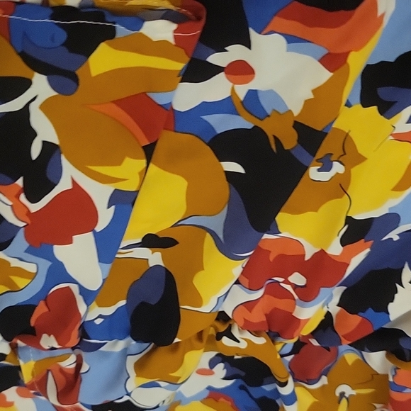 Multicolored Top - Picture 6 of 8